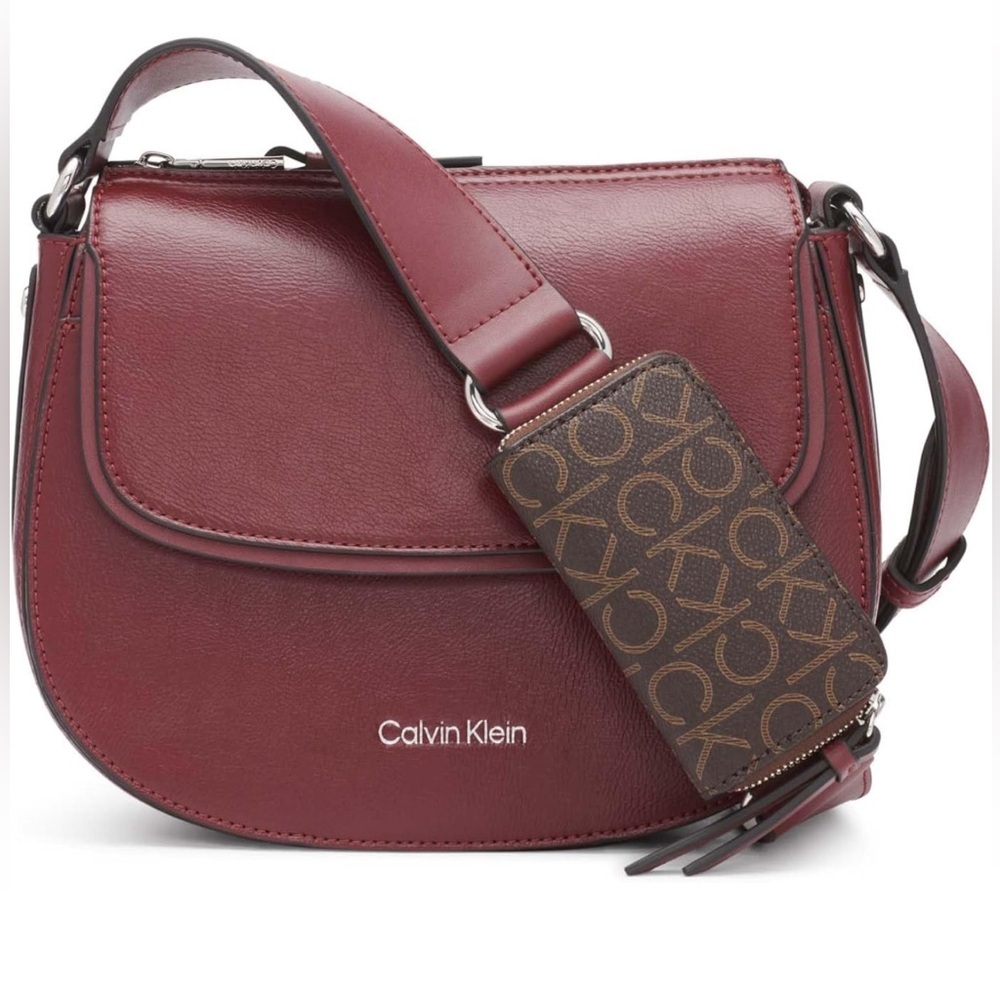 Calvin Klein Handbag Bella Novelty Crossbody
Leather Rouge Red AUTHENTIC NWT - Picture 8 of 9